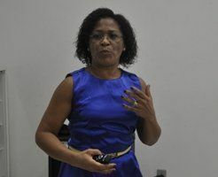 Dra. Edna Cardoso - "Restaurações e próteses estão entre os serviços mais demandados"